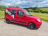 Renault Kangoo 1.2 Privilege Expres/Festival & anf. Auto - Renault Kangoo mit Schiebedach