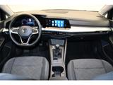 Volkswagen Golf 8 VIII 1.5 TSI Life LED/Rückkam/Multilenk - Volkswagen Golf mit Benzin-Antrieb: Limousine, 1.8