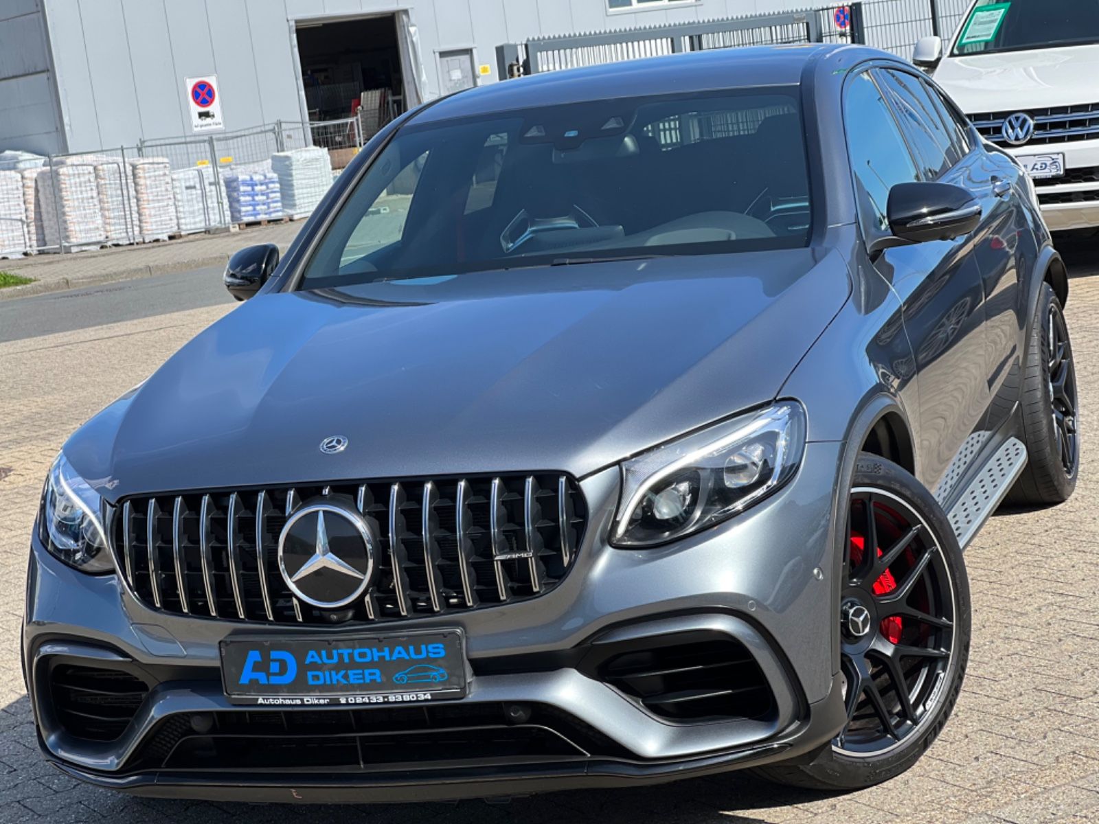 MERCEDES-BENZ GLC 63 S AMG Coupe 4Matic Schalensitze...