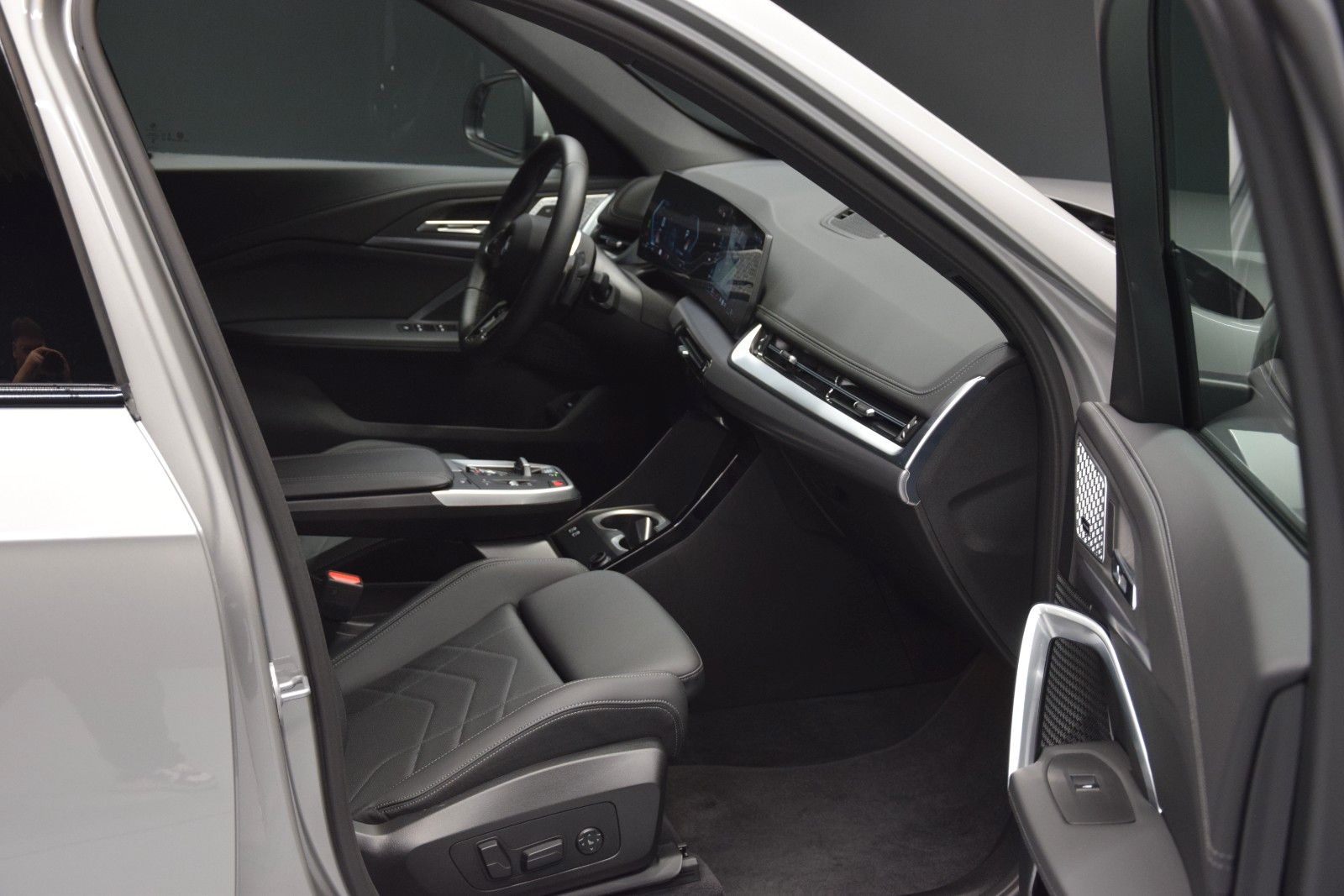 Fahrzeugabbildung BMW X1 sDrive 20 i M Sport ACC Leder H&k LED Kamera