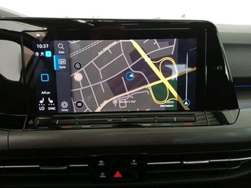 Volkswagen Golf - 10