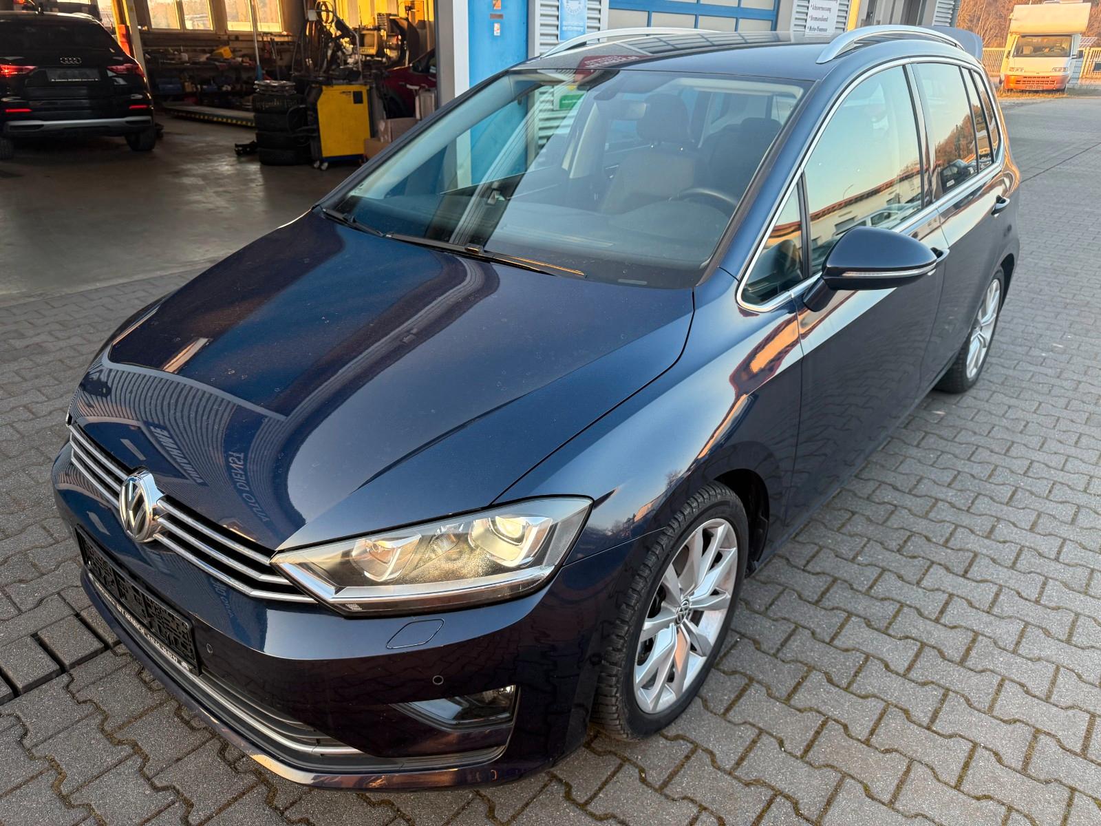 Volkswagen Golf Sportsvan VII Highline BMT Navi SHZ AHK GRA
