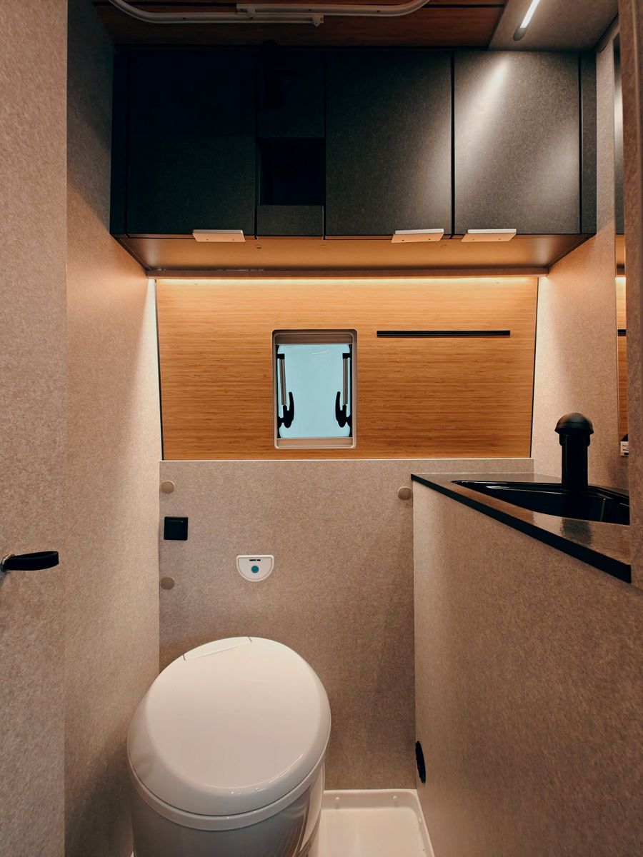 Fahrzeugabbildung HYMER / ERIBA / HYMERCAR HYMER REDWOOD 600 TRAIL 2026