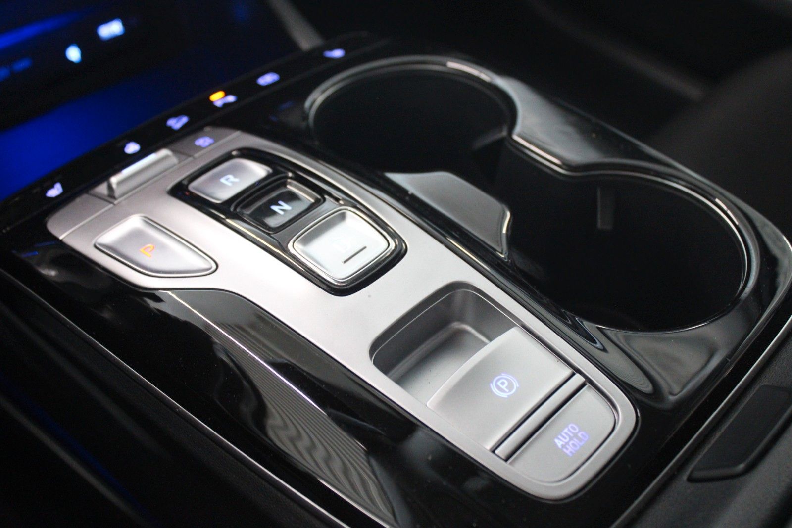Fahrzeugabbildung Hyundai TUCSON MHEV Trend Aut. NAVI ACC LED SHZ CAM