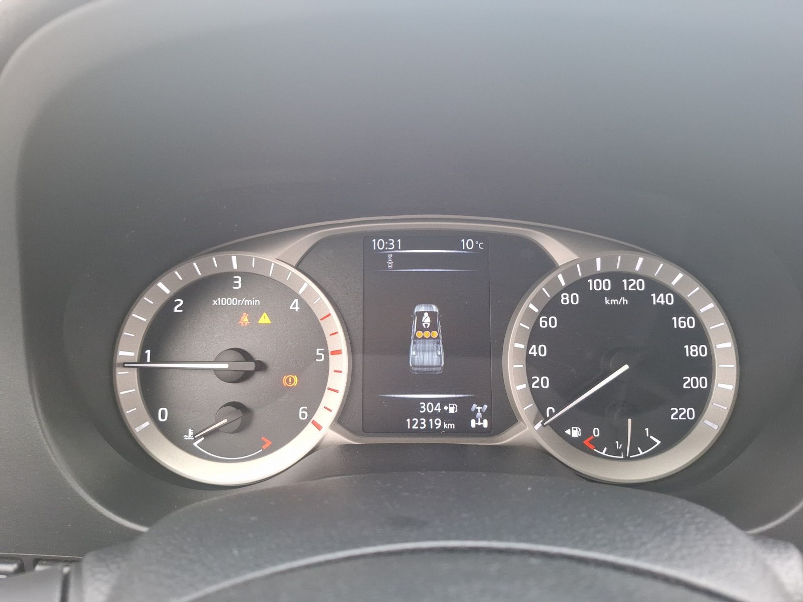 Fahrzeugabbildung Nissan Navara NP300 4x4 ASG 03.2027 o. 160T KM AHK Klim