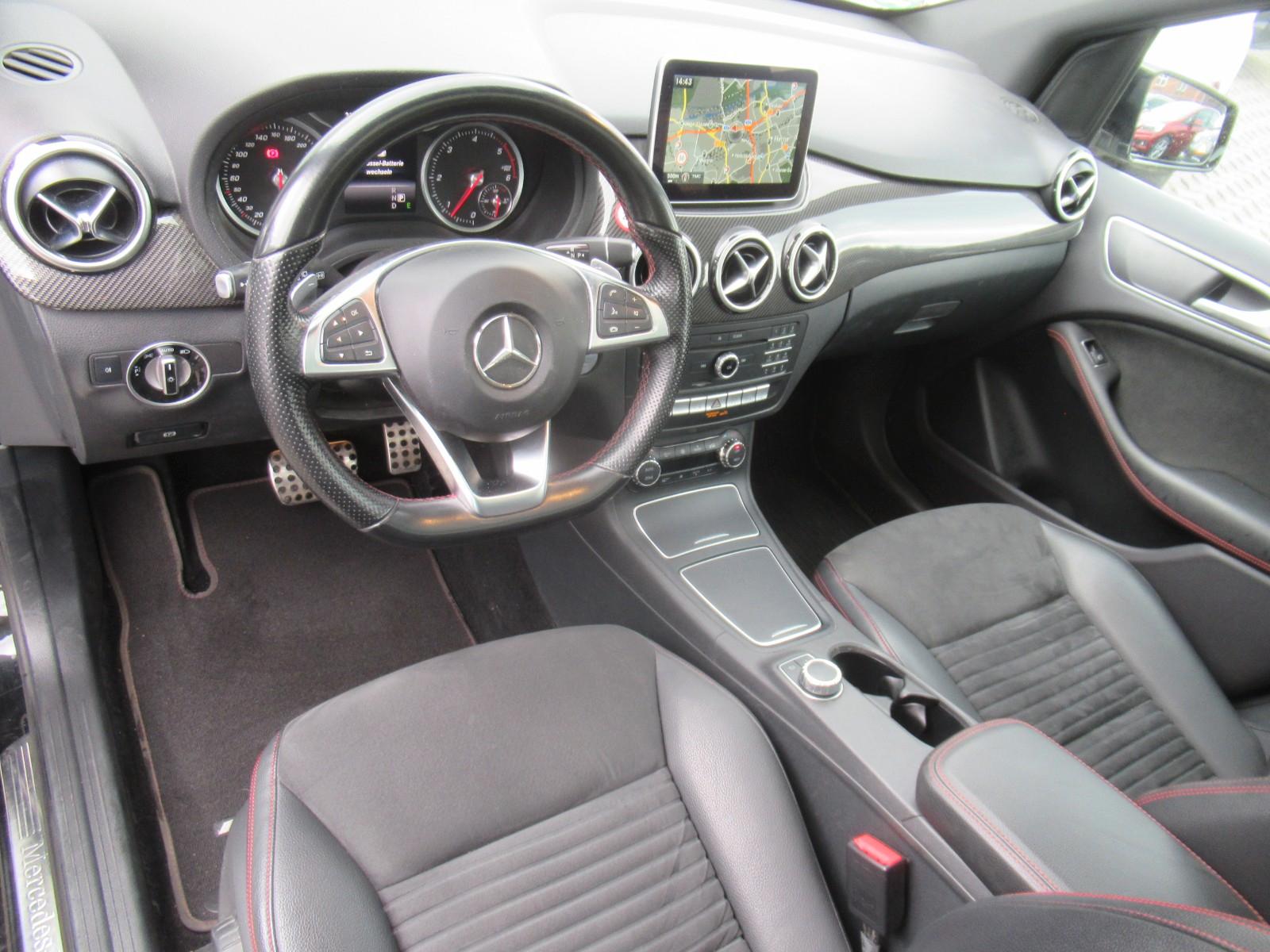 Mercedes-Benz B 200 CDI / d AMG- AMG-NAVI-PANO-LEDER-LED-SHZ-2