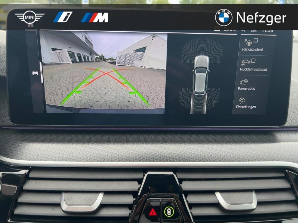 BMW 530 e xDrive Touring M-Sport HUD Pano H/K Laser
