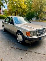 Mercedes-Benz 190 E (W201) Oldtimer Automa... - Mercedes-Benz 190 Gebrauchtwagen in Berlin