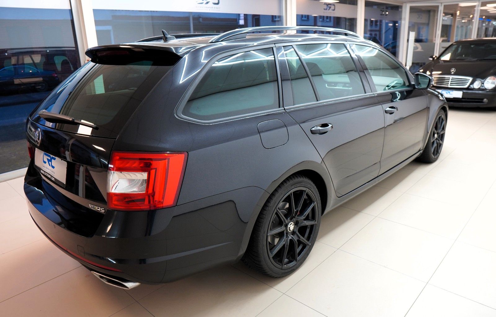 Fahrzeugabbildung SKODA Octavia RS *Autom*Navi*CarPlay*