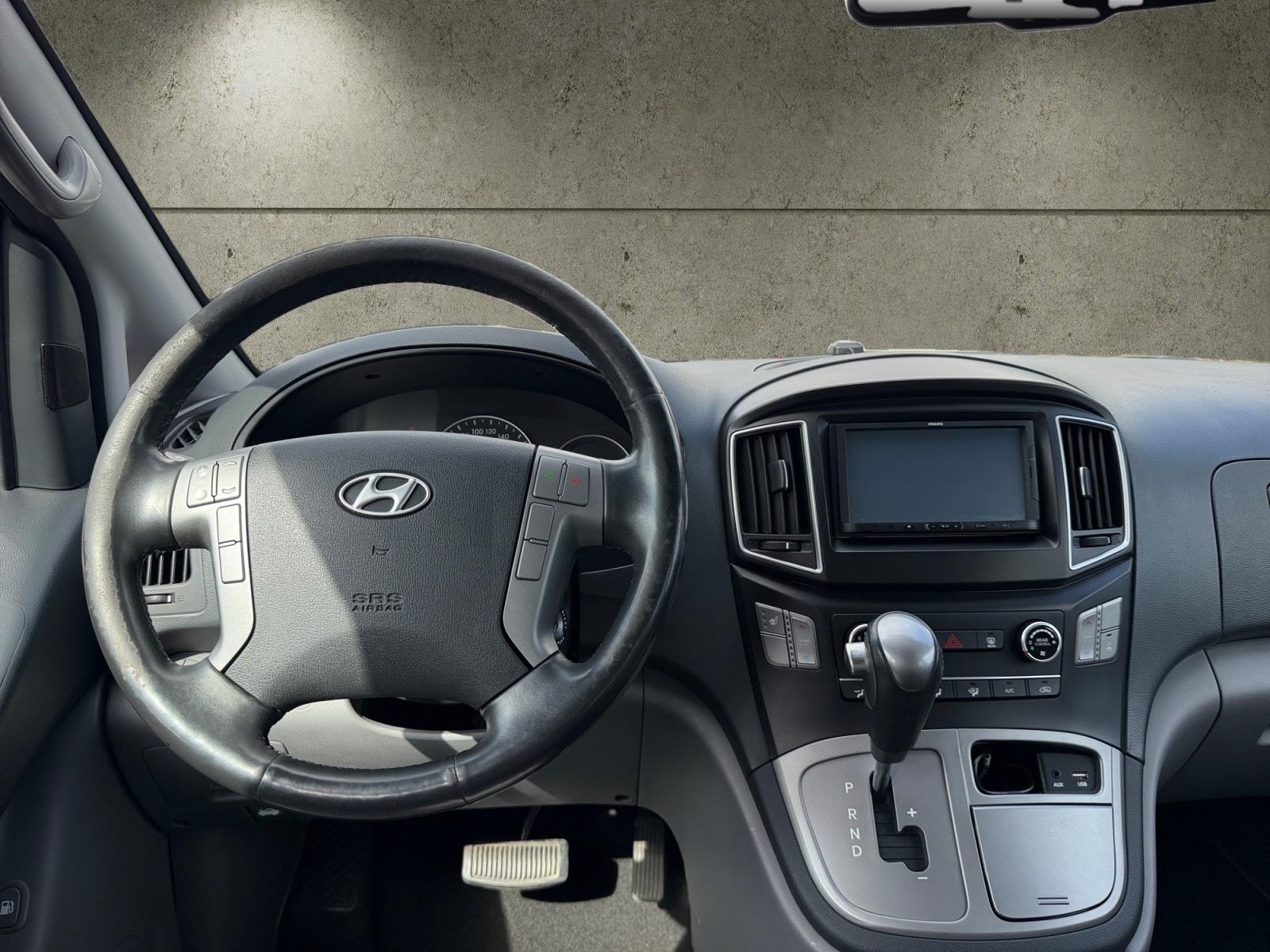 Hyundai H-1 Travel Comfort *AUTOM.*NAVI*SHZ*RFK*TÜV NEU*