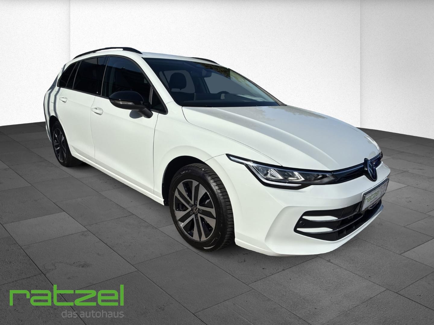 Volkswagen Golf Variant VIII 1.5 eTSI DSG Energy Life +AHK+, миниатюра 2