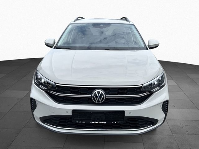 Fahrzeugabbildung Volkswagen Taigo 1,5 TSI DSG LIFE IQDRIVE AHK NAVI KEYLESS