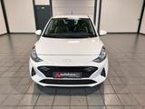Hyundai i10 1.2 Trend   PDC|Navi|Kamera|Sitzhzg|CarPlay - Hyundai i10 Gebrauchtwagen in Karlsruhe