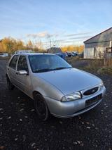 Ford Fiesta , 47Tkm, Scheckheft , Klima , Automatik. - gebrauchte Ford Fiesta aus dem Jahr 1997