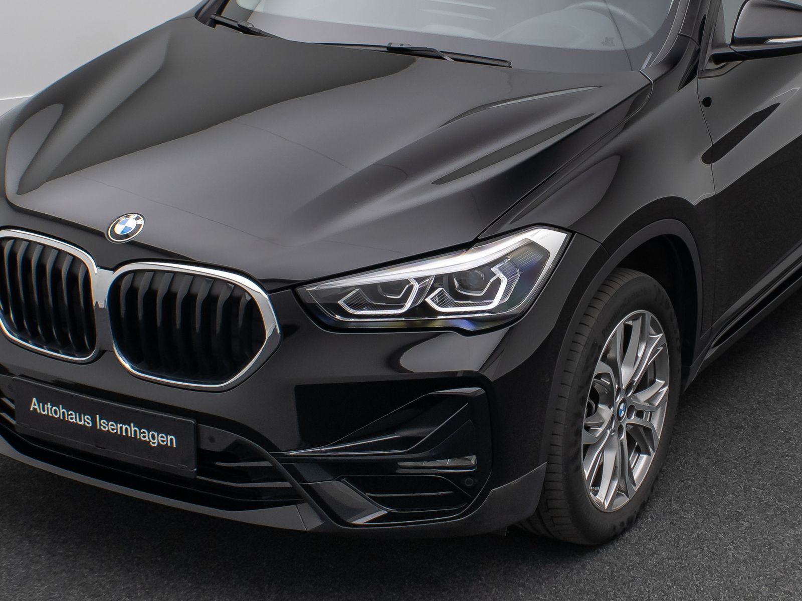 Fahrzeugabbildung BMW X1 sD20d Sport Line ACC Kamera DAB HUD Panorama