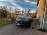 Porsche Echte Traum-Vollausstattung & Unternehmer-Story - gebrauchte Porsche Cayenne aus dem Jahr 2018