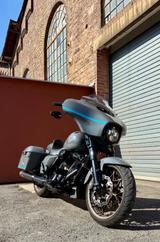 Harley-Davidson Street Glide ST 117 FLHXST - Harley-Davidson Motorräder in Bochum