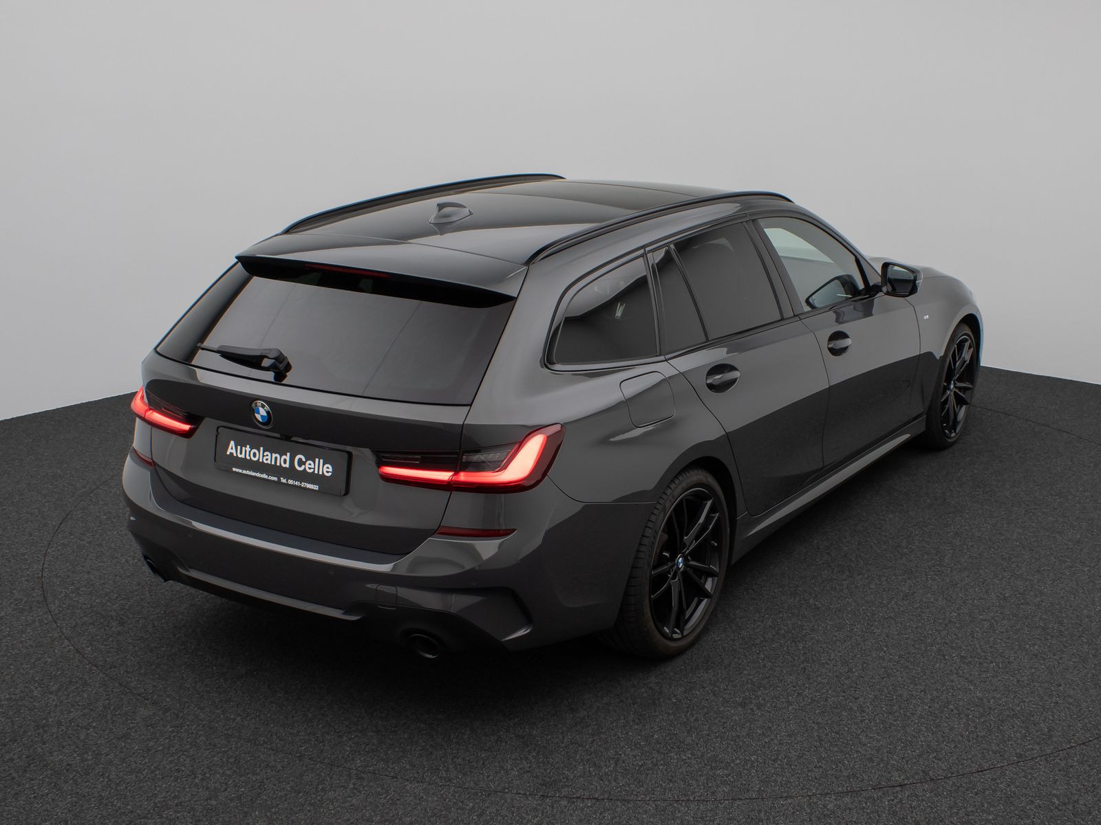 Fahrzeugabbildung BMW 320d xD M Sport Panorama Laser Kamera DAB HiFi