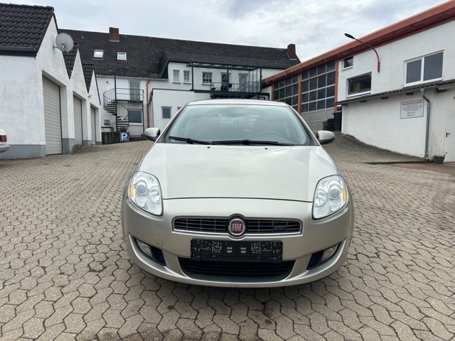 Fiat Bravo 1.4 16V T JET Dynamic ! Tüv Neu !