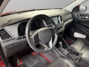 Hyundai TUCSON - 10
