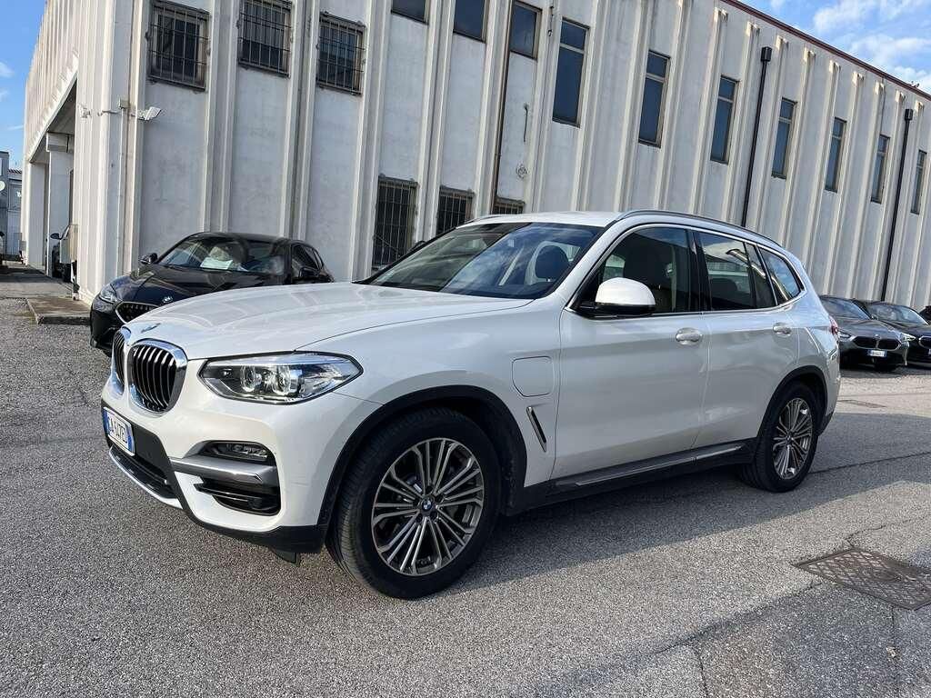 BMW X3 30 e Luxury xDrive Steptronic