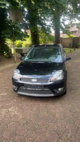 Ford Fiesta 1,3 51 kW Black Magic Black Magic - Ford Fiesta: Magic