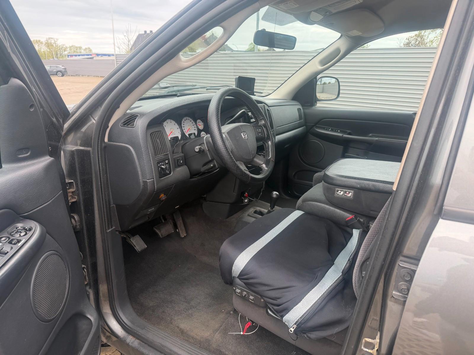 Dodge Ram 2005 — photo 11