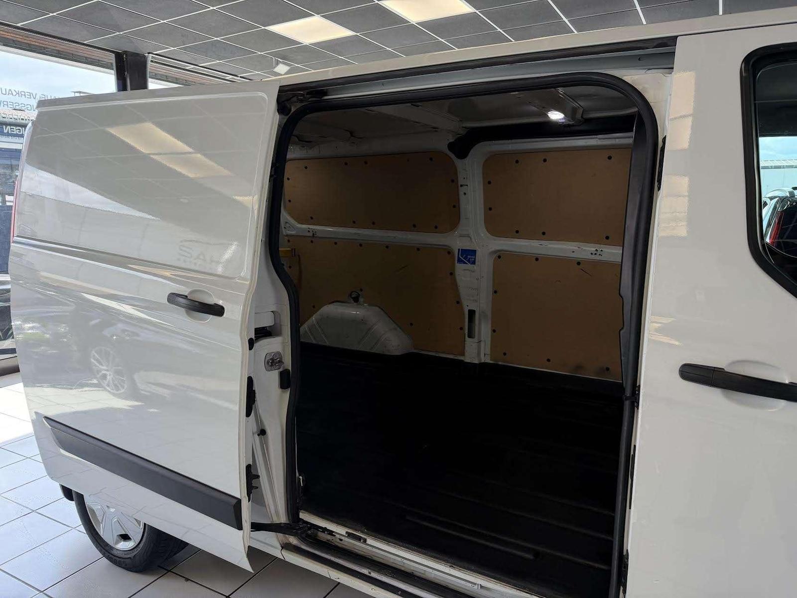Ford Transit Custom 300 L2 Trend KAMERA PDC AHK LED K