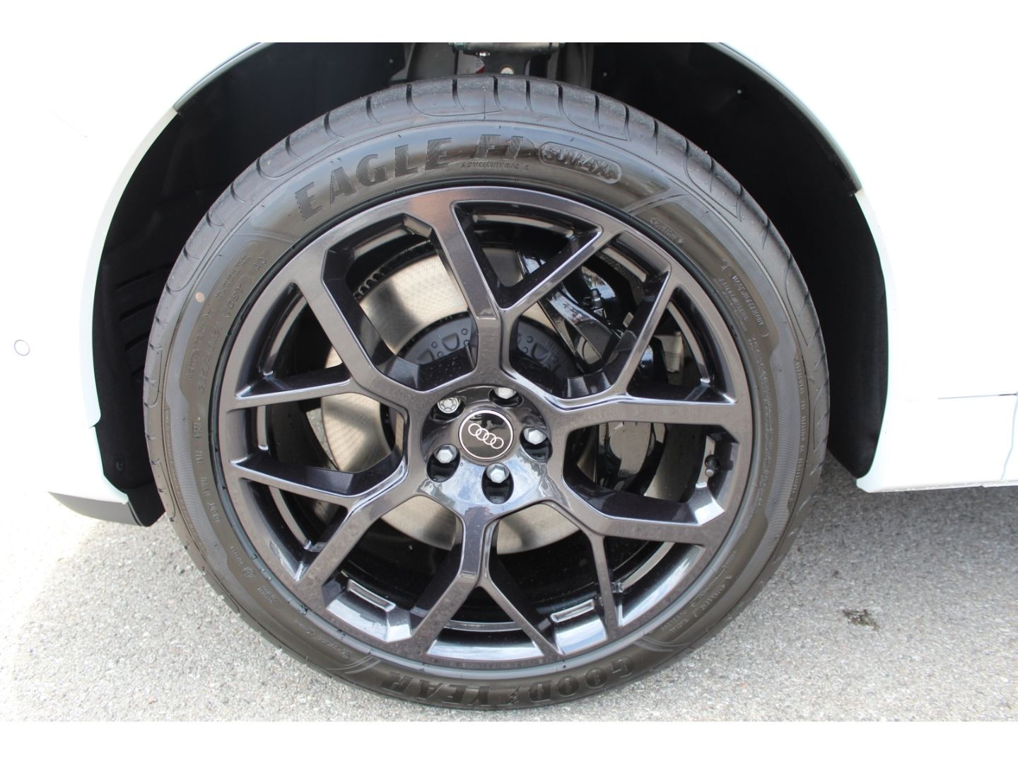 SQ7 4.0TFSI qu.Tiptr.- S-Sitze*Carbon*Pano*B&O!!