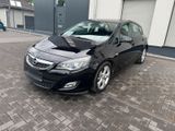 BMW Opel Astra J 1.7 CDTI - BMW i3 in Duisburg