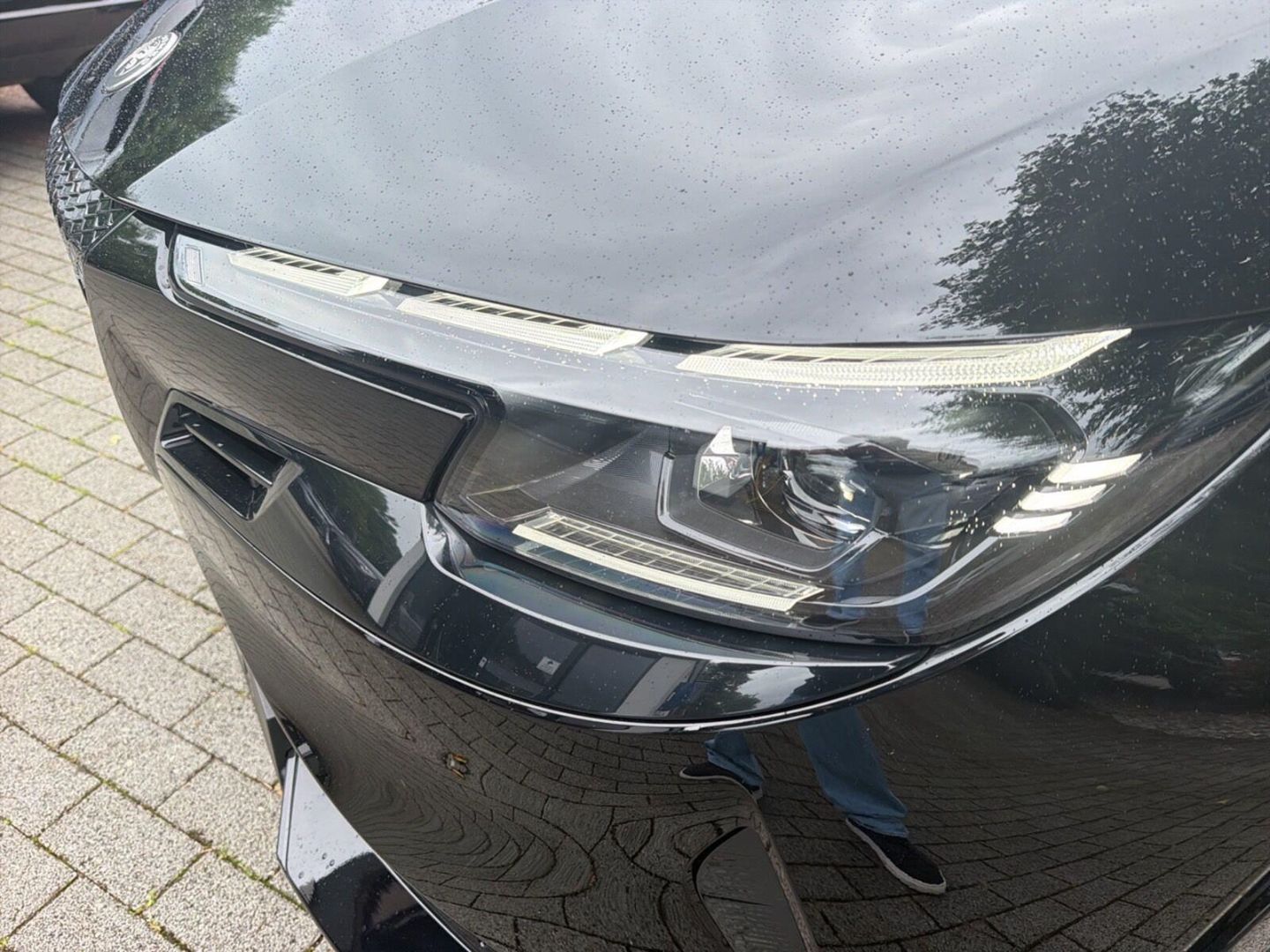 Fahrzeugabbildung Alfa Romeo Junior Elettrica Sport Speciale -Panorama-Wärmep