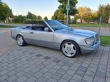 Mercedes-Benz E 200 Cabrio Automatik, AMG 18" Styling II 
