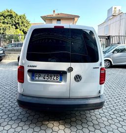 Volkswagen Caddy - 6