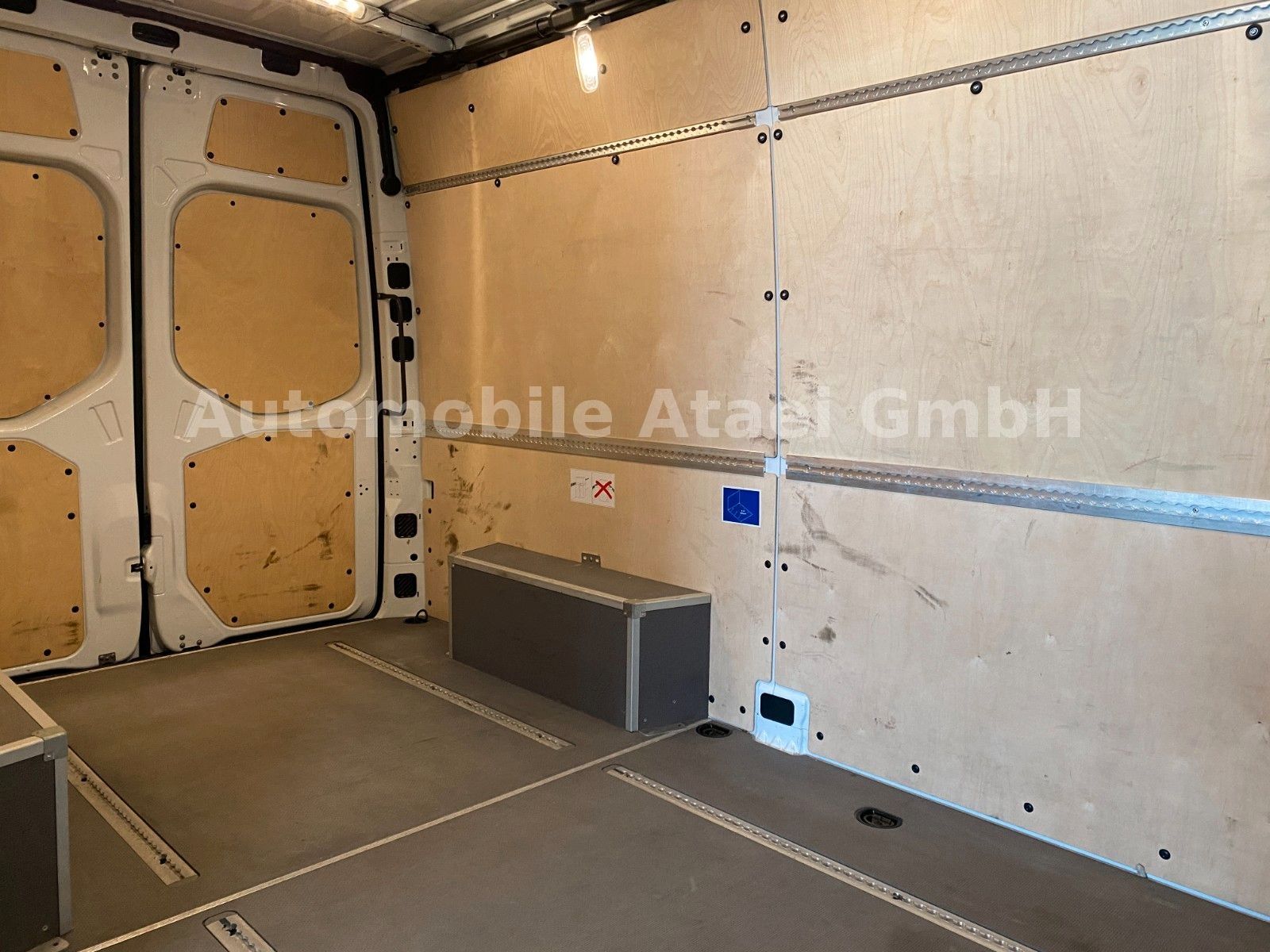 Fahrzeugabbildung Mercedes-Benz Sprinter 317 360° KAMERA+ SITZH.+ TEMPOM. (9635)