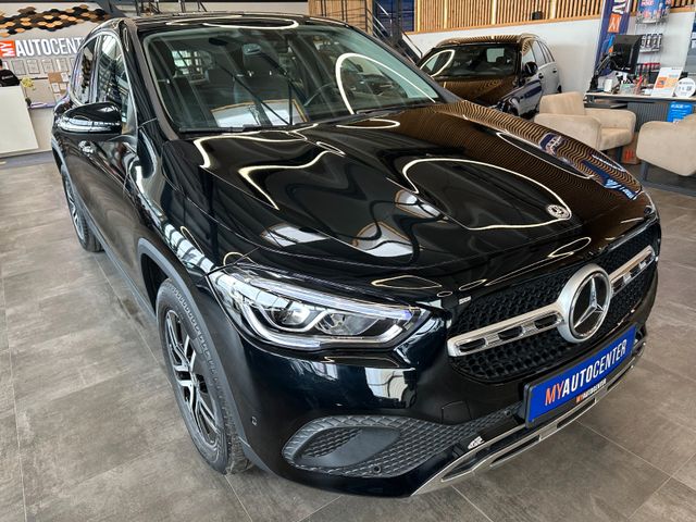 Mercedes-Benz GLA 220 d 4Matic *LED*AHK*Keyless*