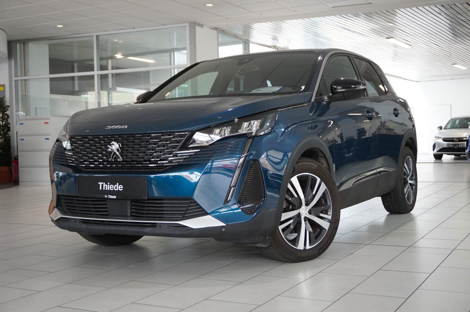 Fahrzeugabbildung Peugeot 3008 1.2T ALLURE PACK NAVI/LED/KAMERA/SH/SPORT