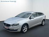 Volvo 2.0 D Kombi Autom. Linje Business NAVI PDC XENON - silberne Volvo V60