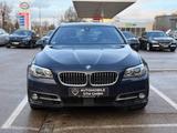 BMW 530d xDrive Touring Aut. BI-XENON HUD PANO AHK - BMW 5er Reihe Gebrauchtwagen in München