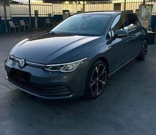 Volkswagen Golf - 2