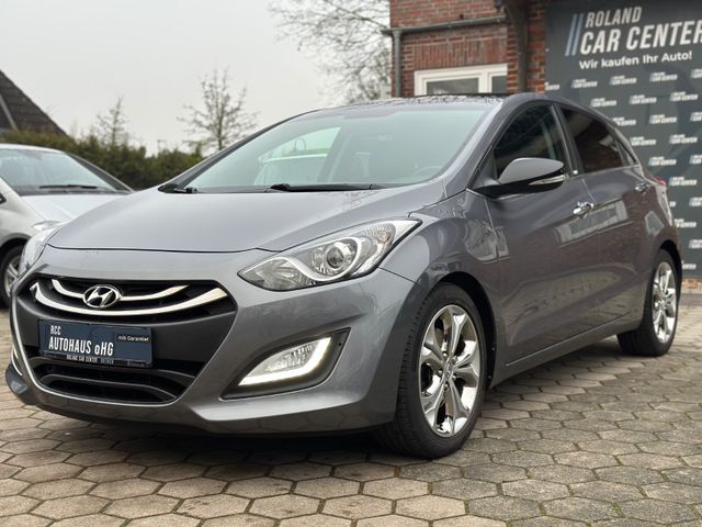 Hyundai i30 FIFA World Cup Edition Pano  Kamera  Navi