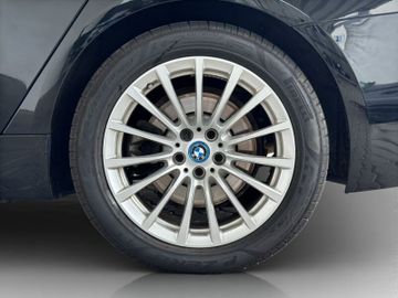 BMW 530 - 11