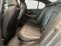 BMW 330 - Vorschau Bild 13