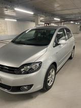 Volkswagen Golf Plus 1.4 TSI DSG LIFE sehr gutem Zustand - VW Golf Plus Gebrauchtwagen in Stuttgart