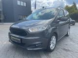 Ford Tourneo Courier 1.0 EcoBoost 74kW Titanium+SHZ* - gebrauchte Ford Tourneo Courier aus dem Jahr 2018