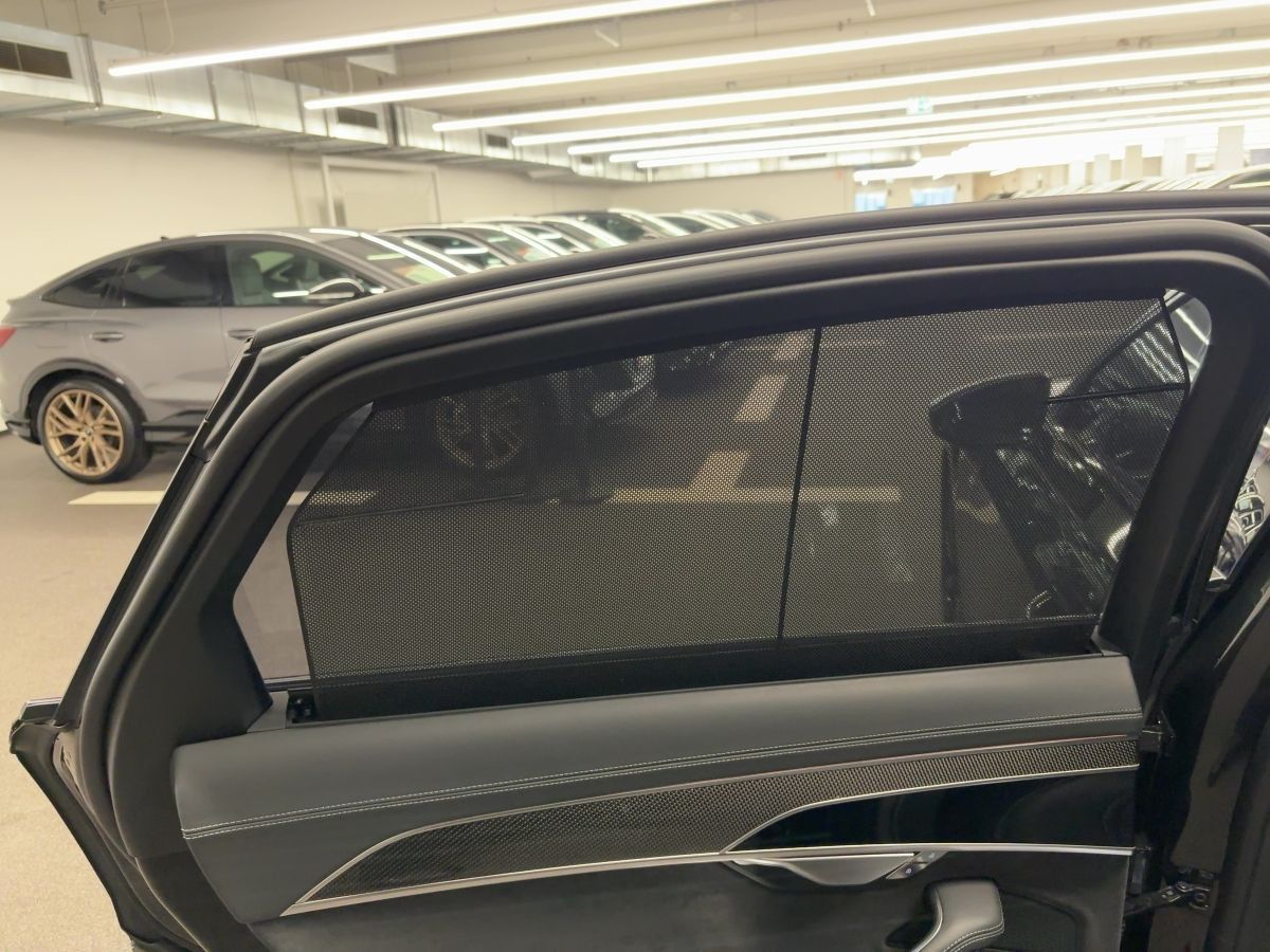 Audi A8 - Bild 20