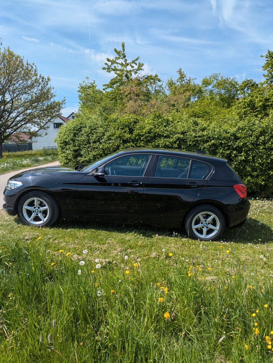 BMW 116i Advantage Advantage, wenig KM, Garagenfzg.