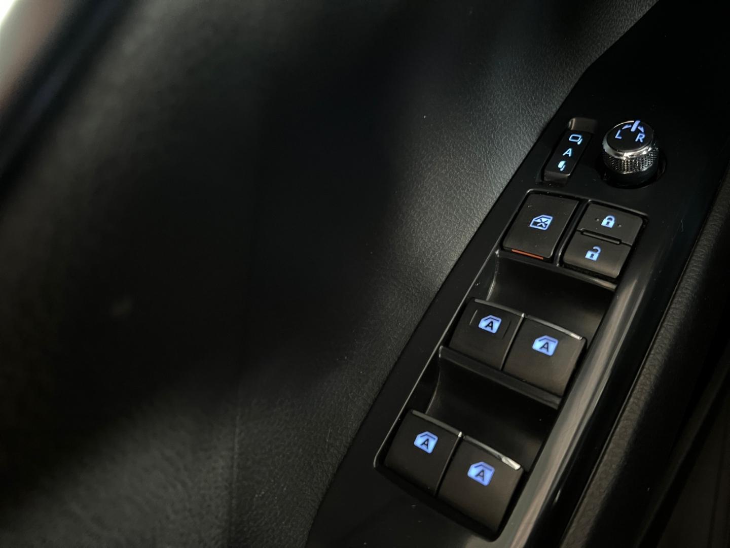 Toyota Camry Hybrid Business Edition *LED*el. Sitze*CAM