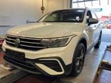 Volkswagen Tiguan Allspace/LED/AHK/R-KAM/VIRTUAL/ACC/HUD/SH - gebrauchte VW Tiguan Allspace aus dem Jahr 2023