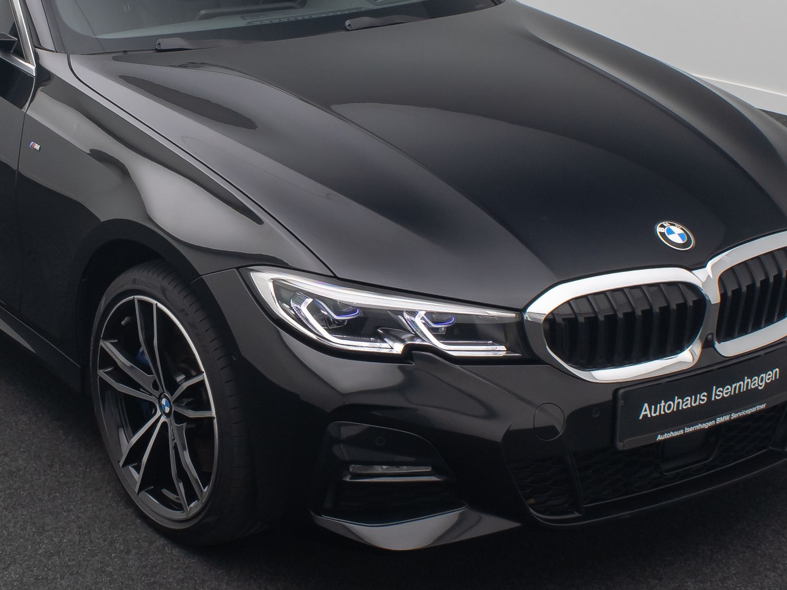 Fahrzeugabbildung BMW 330e M Sport Panorama DAB HUD 360&deg; H/K 19Zoll