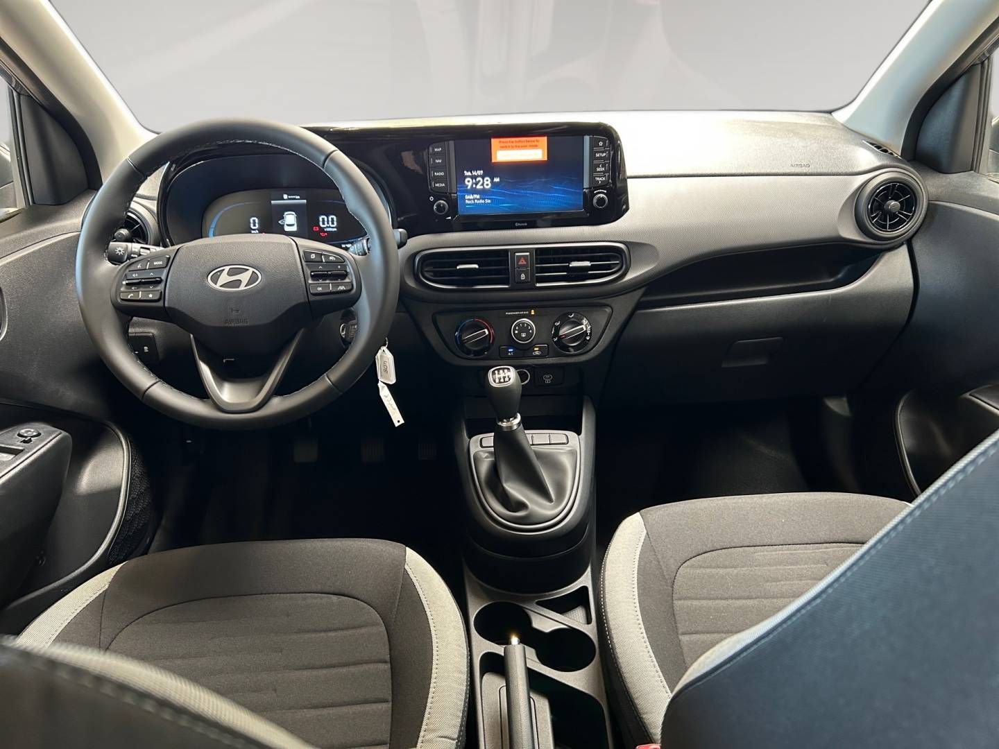 Fahrzeugabbildung Hyundai i10  FINAL Edition | Einparkhilfe | LED